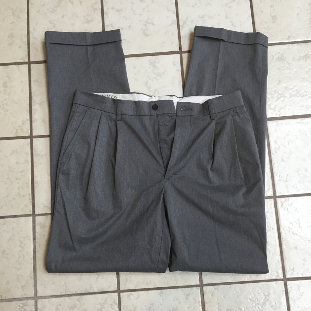 NWOT Orvis grey pleated dress pants 34x34